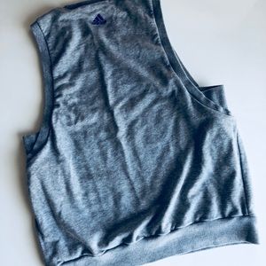 Adidas sleeveless Pullover